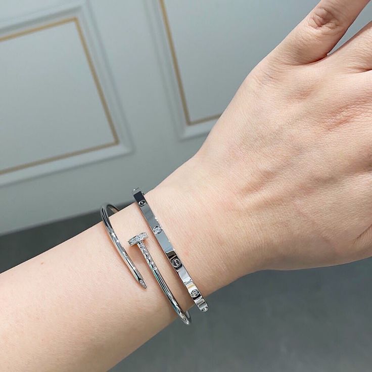 Elegant Thin Nail Bracelet