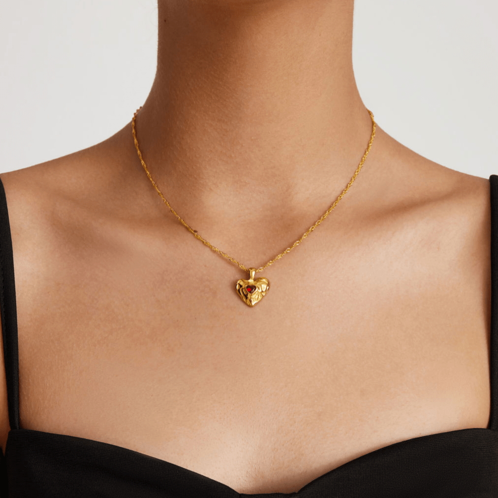 Vesper Gold Necklace with Heart
