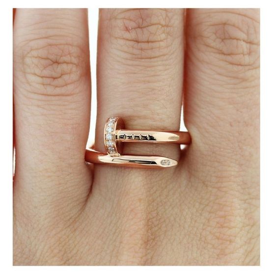 Deluxe Rose Gold Nail Ring