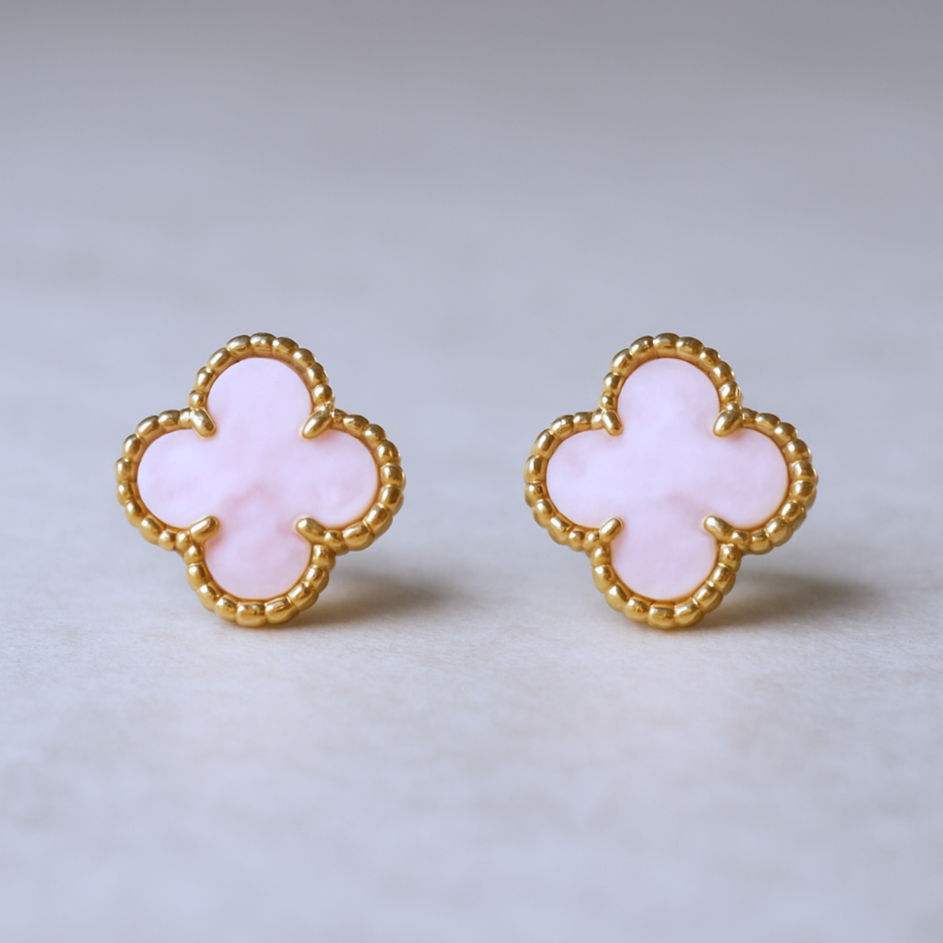 Clover - Pink earrings