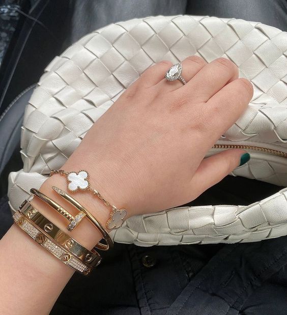 Francesca Sparkling Diamonds Bracelet - Gold