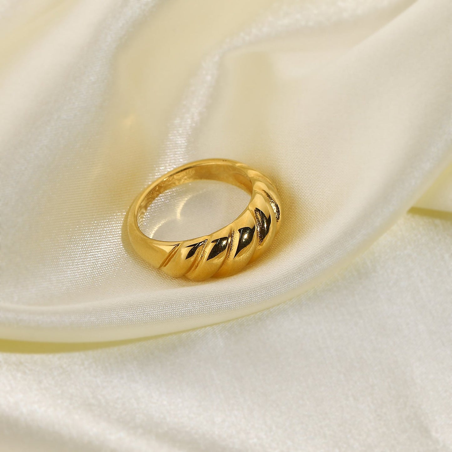 Amaia Gold Crescent Ring