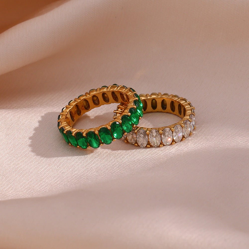 Gold Ring with Diamond Simulant Antoinette