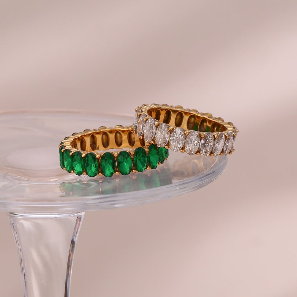 Gold Ring with Diamond Simulant Antoinette