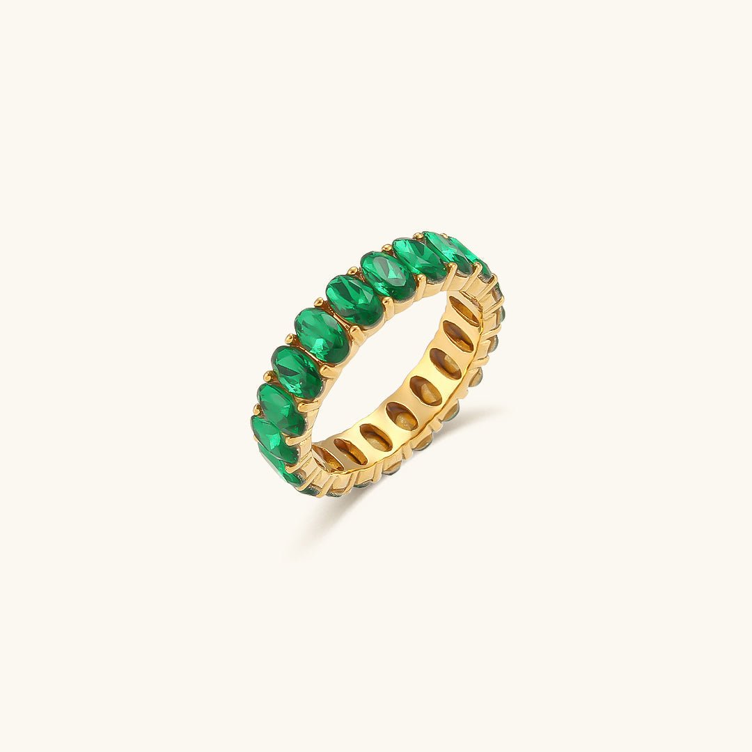 Gold Ring with Diamond Simulant Antoinette