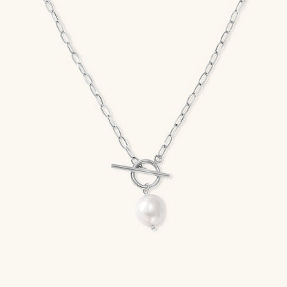 Aphrodite Pearl Necklace