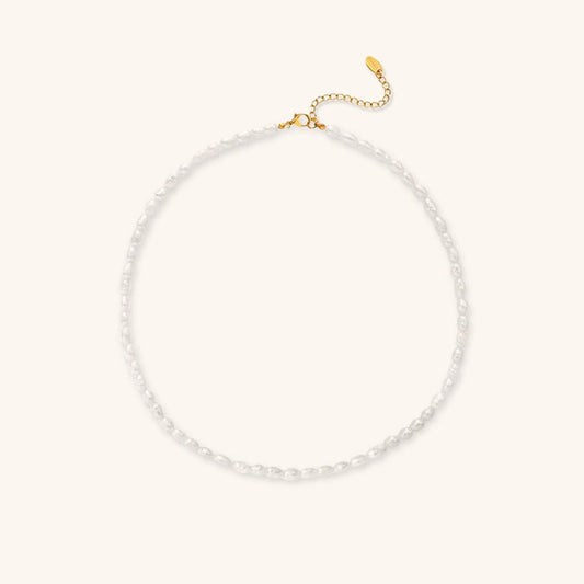 Avaria Necklace in Freshwater Pearls