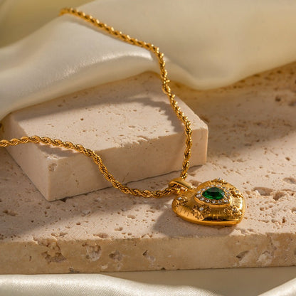 Gold Heart Necklace Caelus