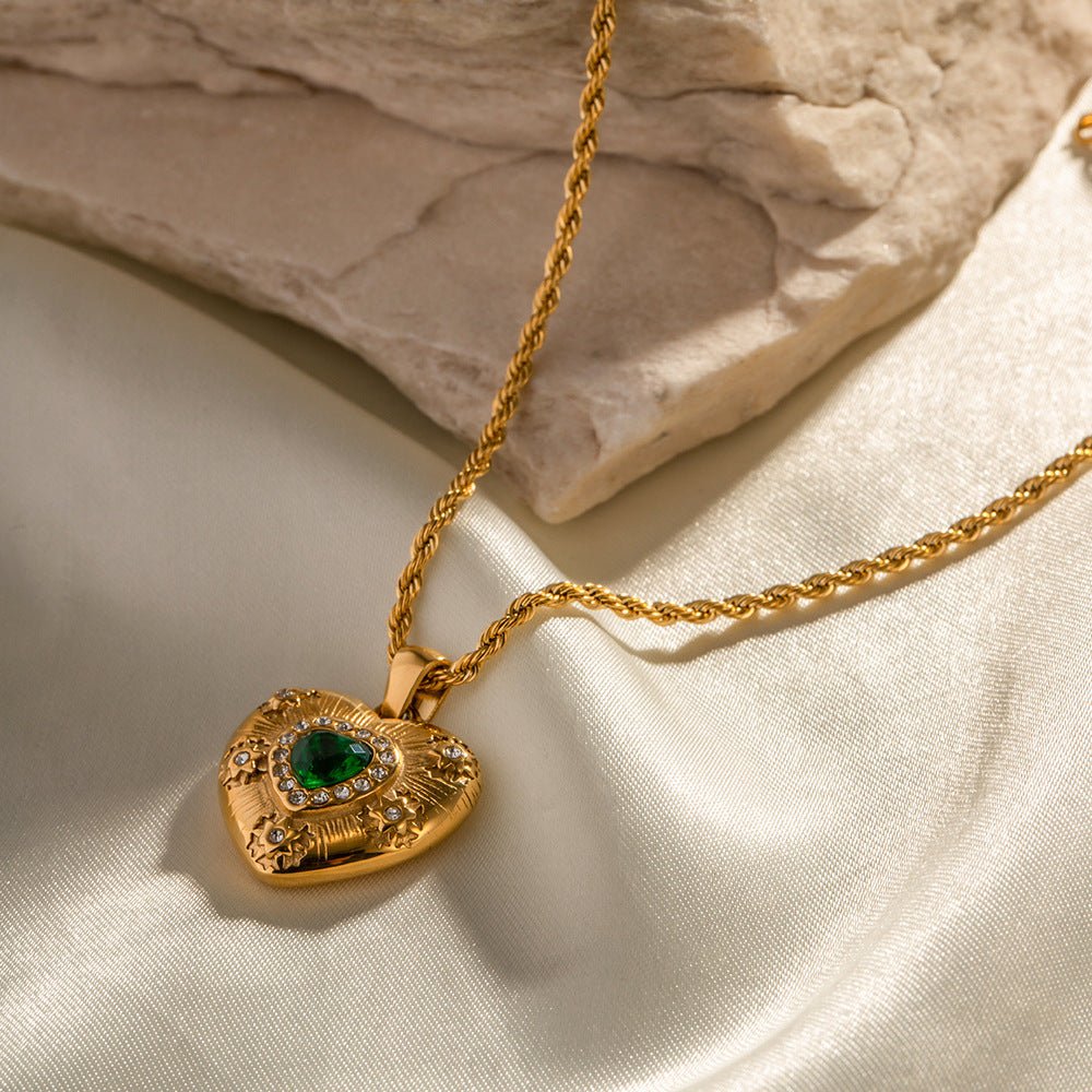 Gold Heart Necklace Caelus