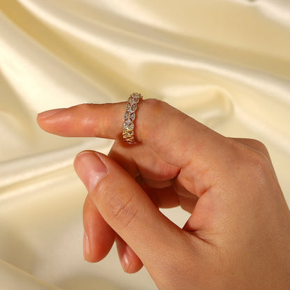 Gold Pattern Ring Camille