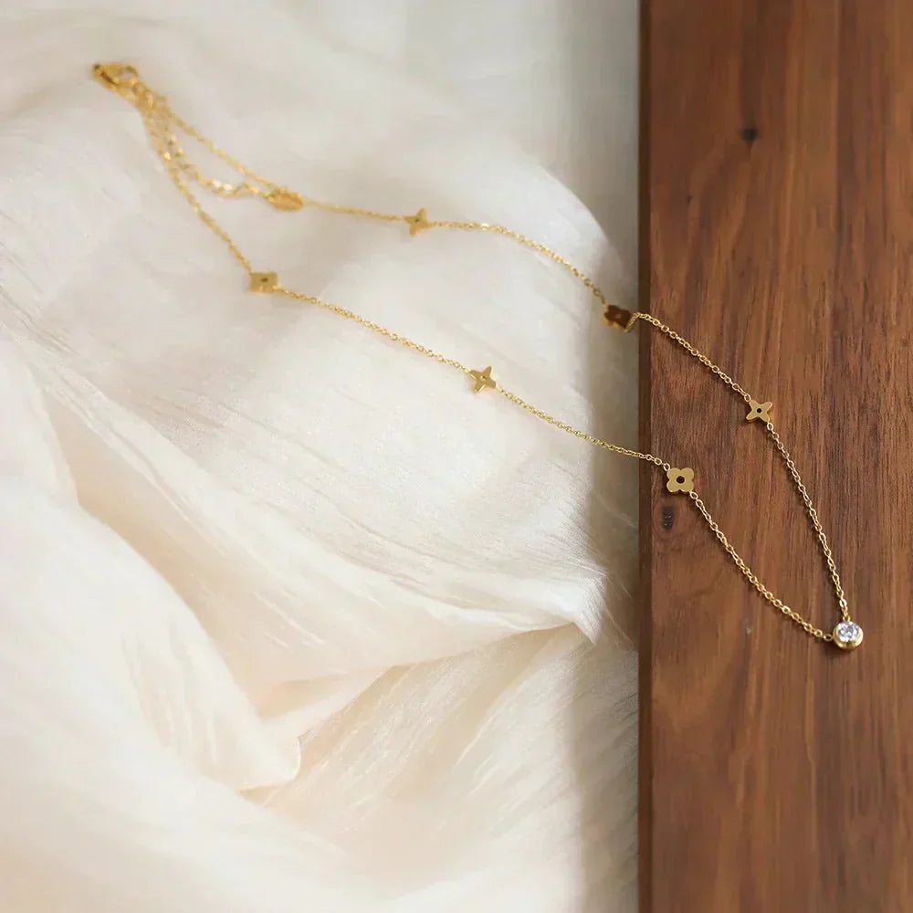 Necklace – Gold