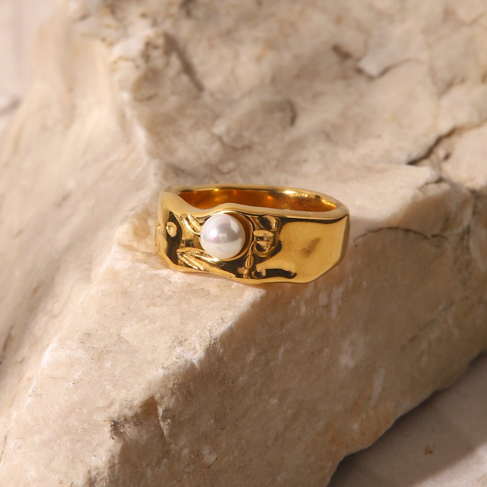 Cerulia Pearl Ring