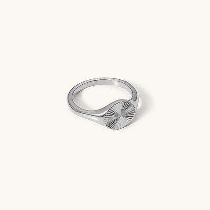 Cyna Ring in Gold