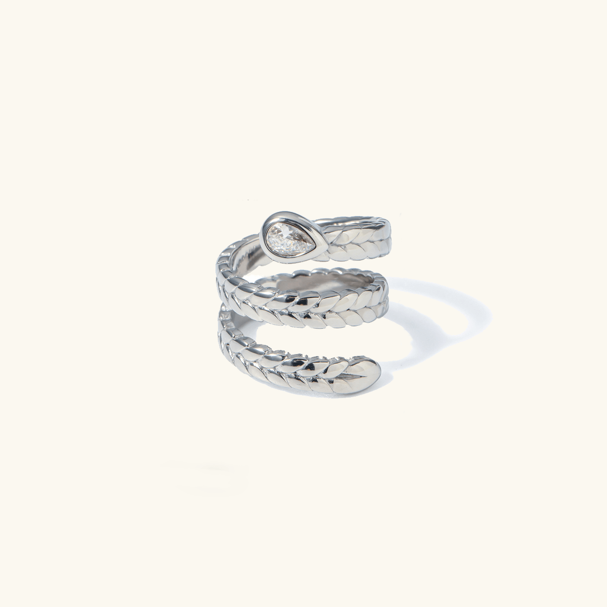 Davina Snake Ring in Gold