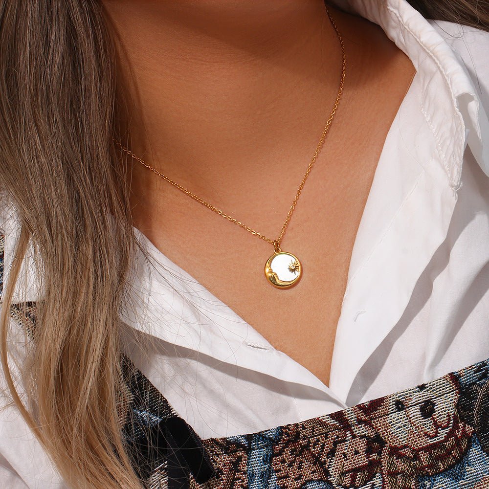 Evangeline Necklace in Lunar Gold