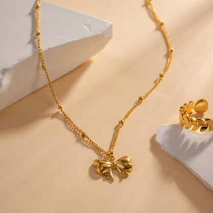 June Knot Necklace