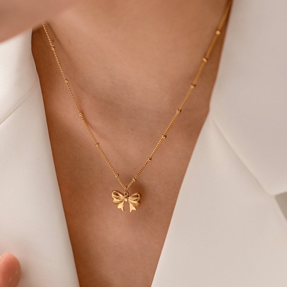 June Knot Necklace