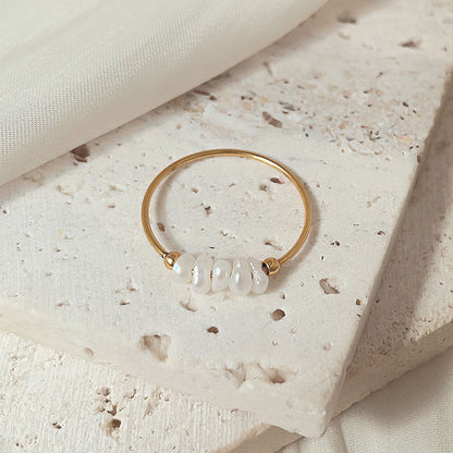 Gold Ring with Freshwater Pearls Magnolia