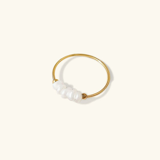 Gold Ring with Freshwater Pearls Magnolia
