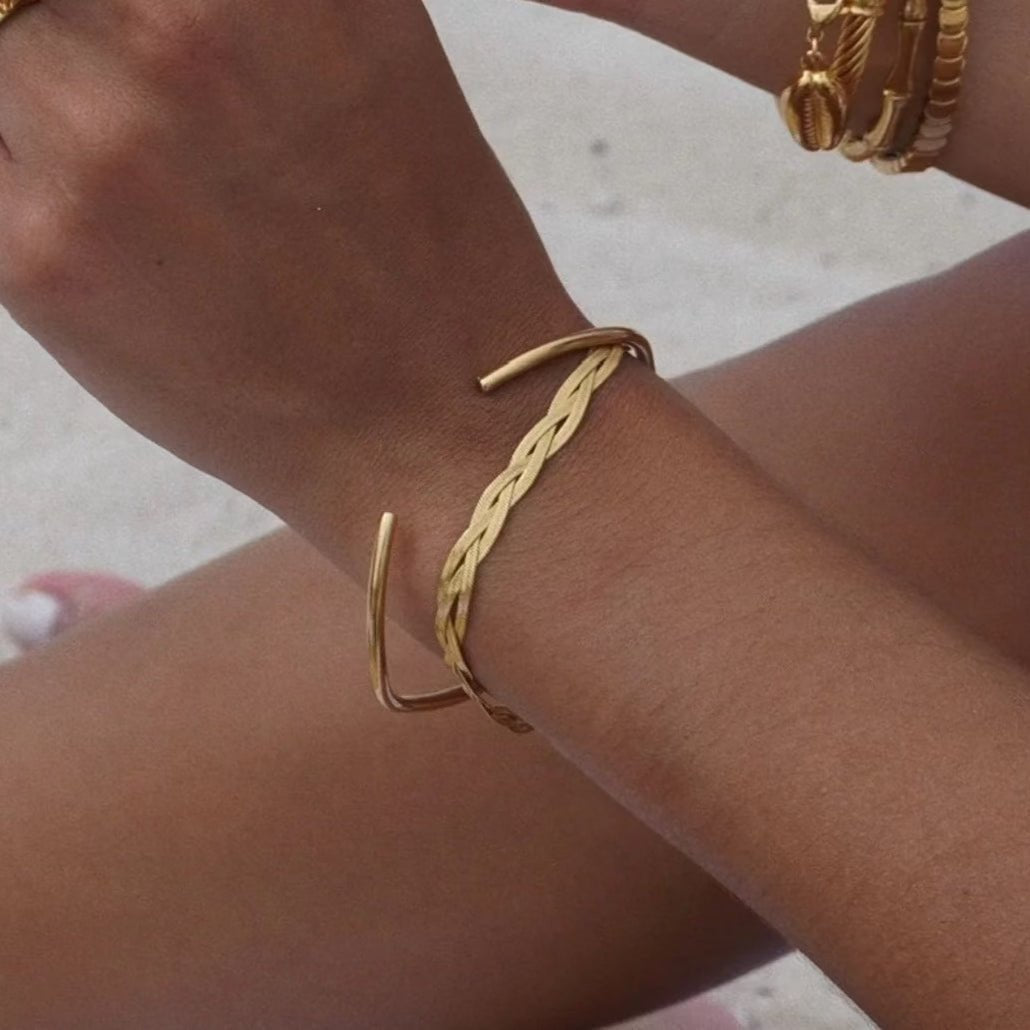 Palm Bracelet