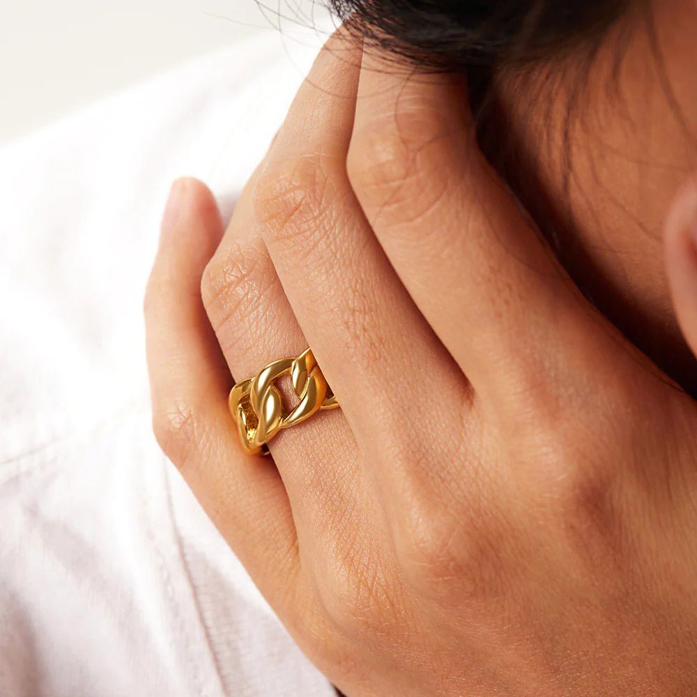 Gold Splendour Ring