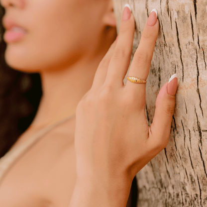 Venn Ring in Gold