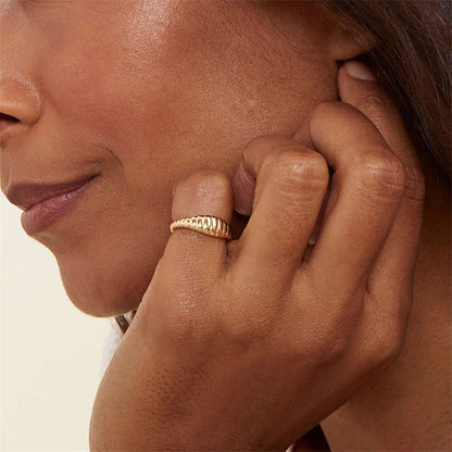 Venn Ring in Gold