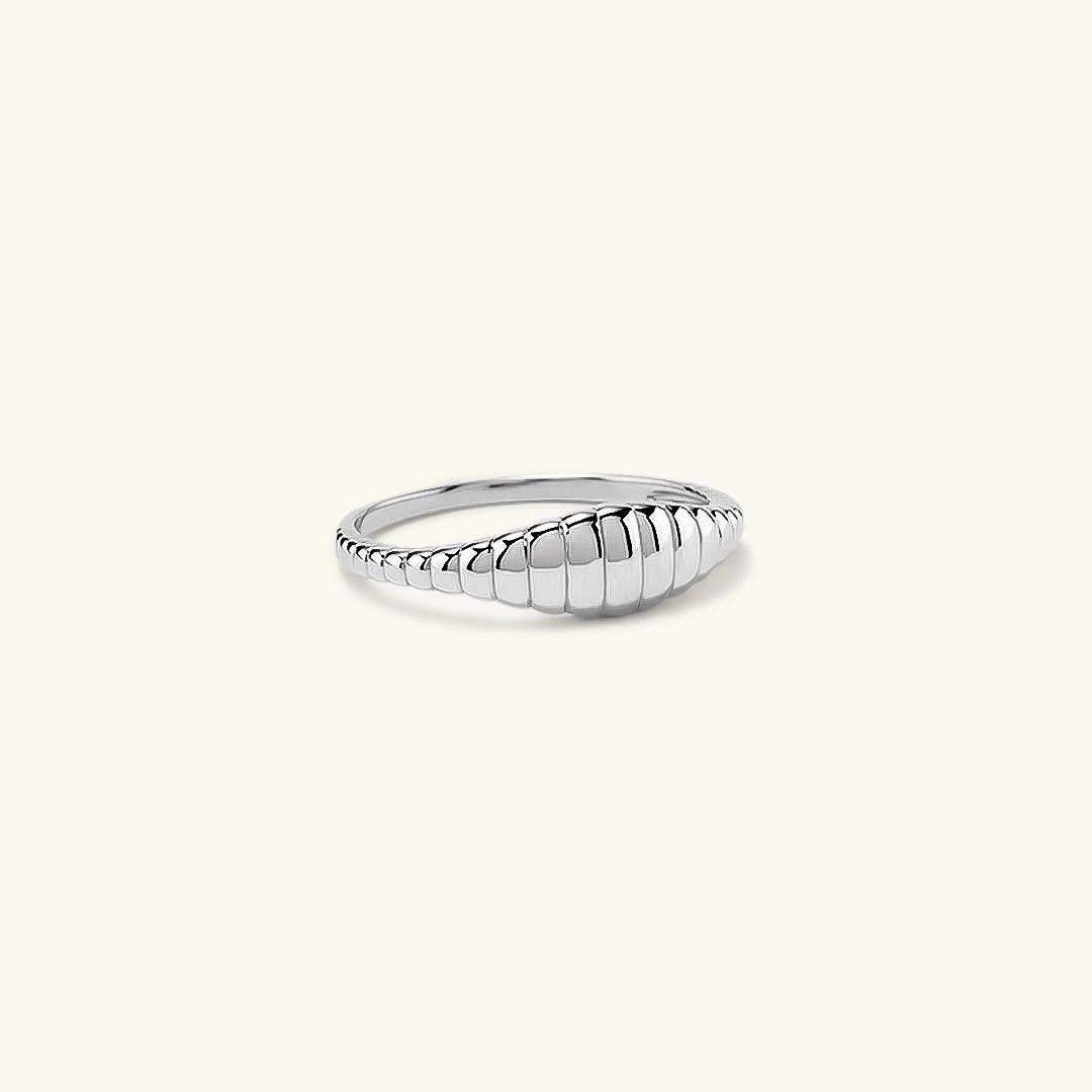 Venn Ring in Gold
